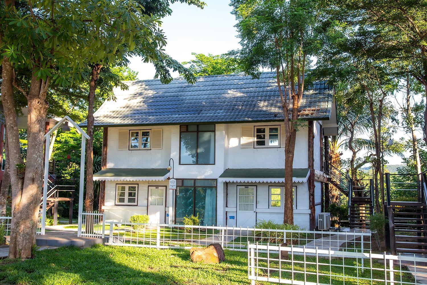 Yoko River Kwai Resort Сай-Йок Екстер'єр фото